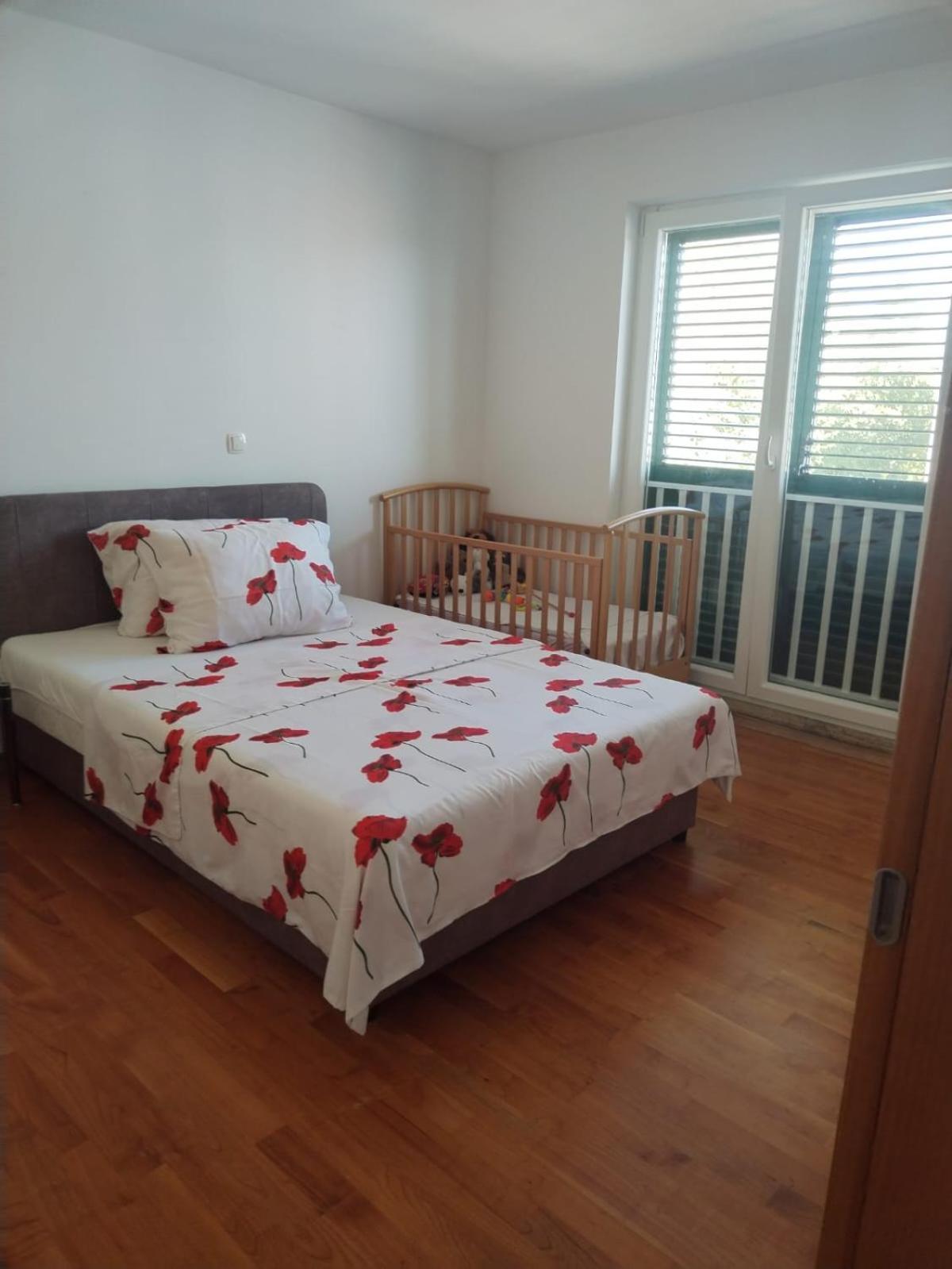 Gabriela Apartment Нин Екстериор снимка