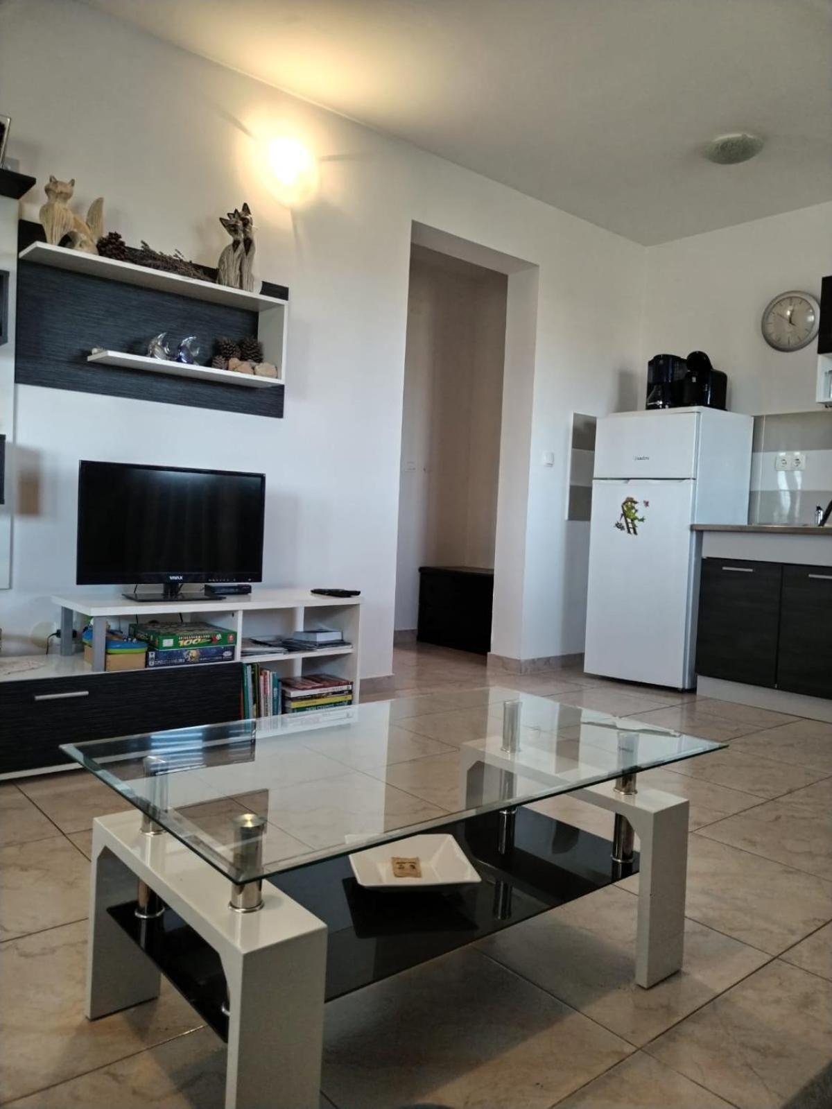 Gabriela Apartment Нин Екстериор снимка